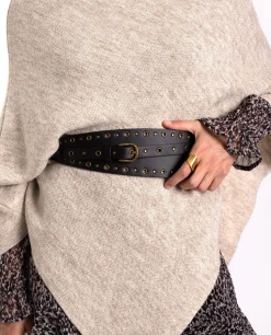 CAPA VILLAGE · BEIGE