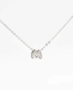 COLLAR LETRA EVERYDAY · PLATA
