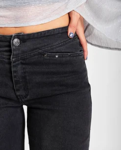 JEANS OWN MY WAY · NEGRO