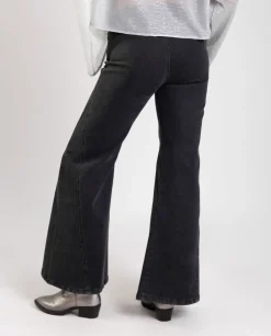 JEANS OWN MY WAY · NEGRO