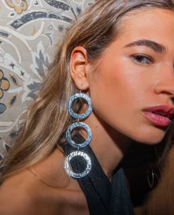 PENDIENTES CIRCLE SAND · BAÑO PLATA