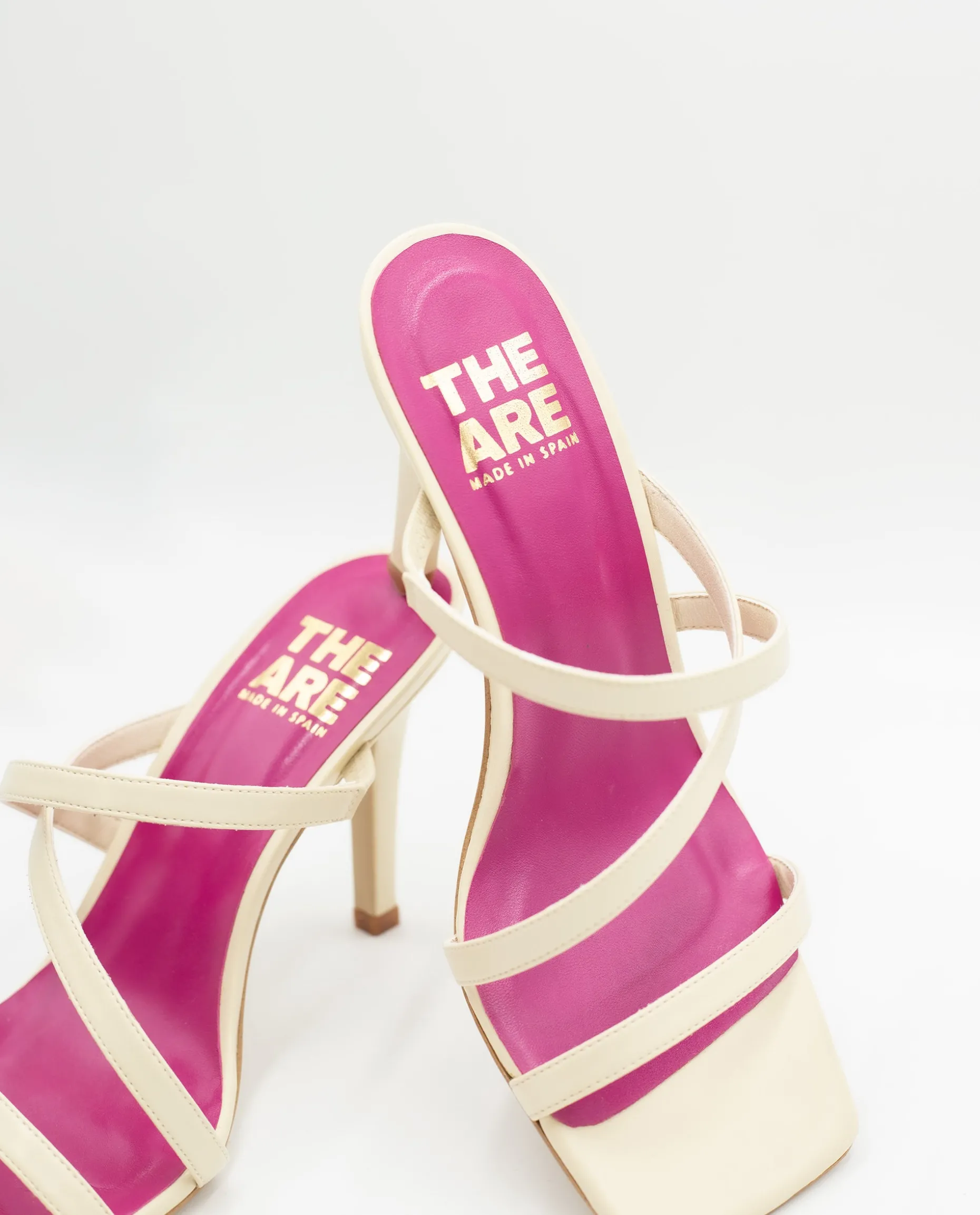 SANDALIA #3 · CRUDO