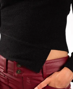 TOP CITY CHARM · NEGRO