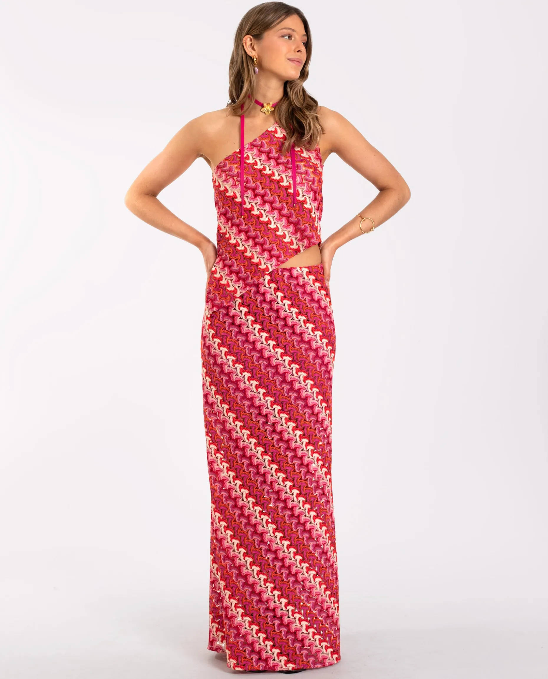 TOP MARIANA · ROJO Y FUCSIA