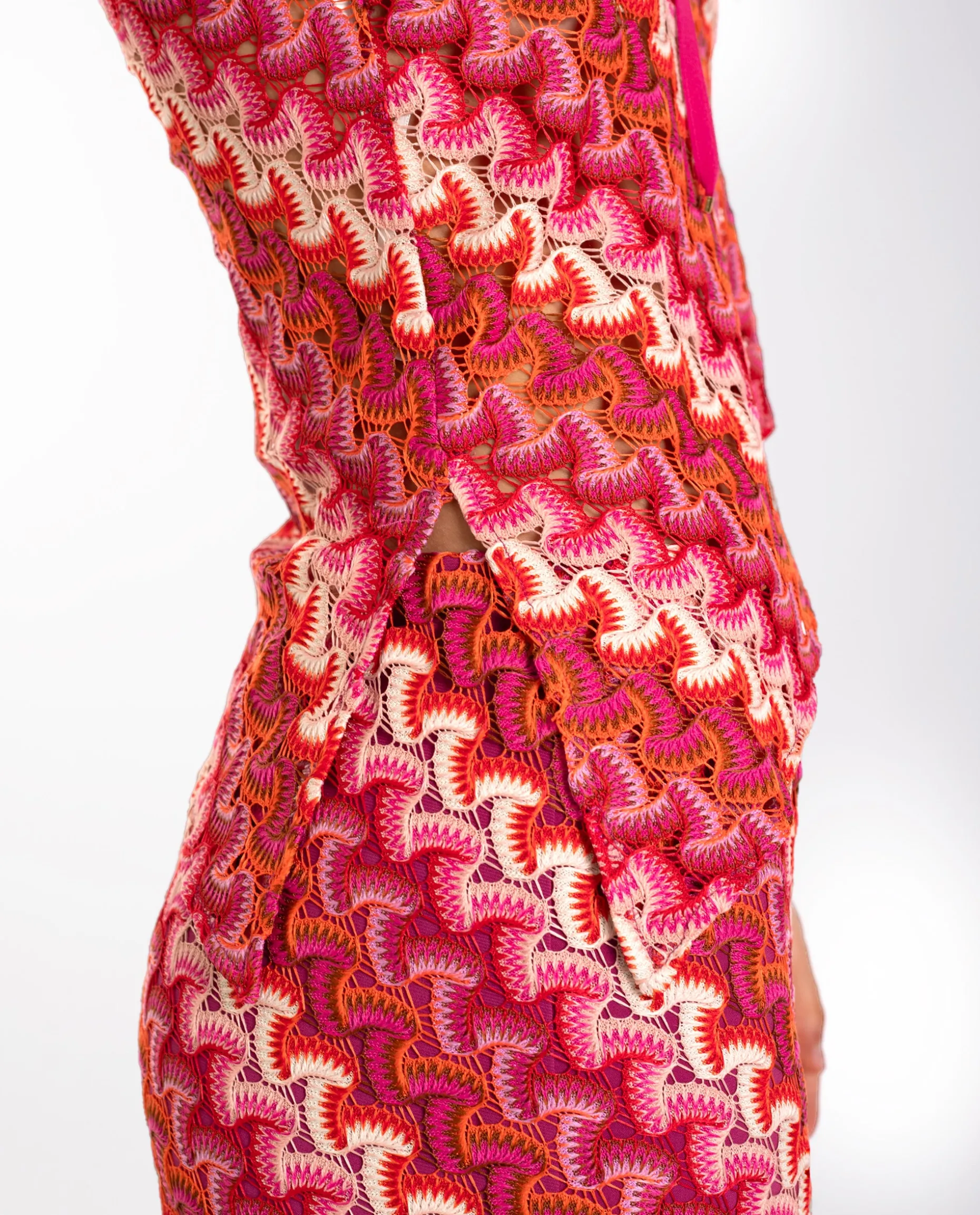 TOP MARIANA · ROJO Y FUCSIA