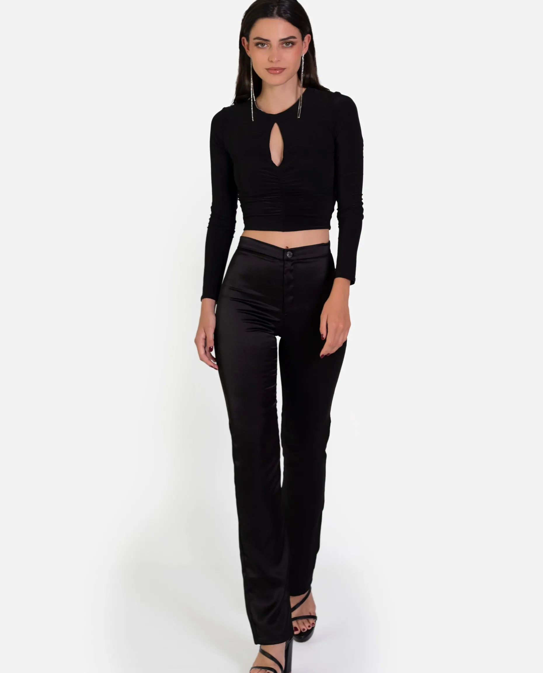 TOP SORRY I'M LATE · NEGRO